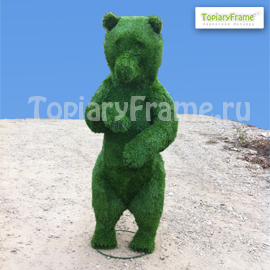 Топиари «Медведь» из иск. травы Газон. Высота 160см. Для г.С.-Петербурга, 2013г.